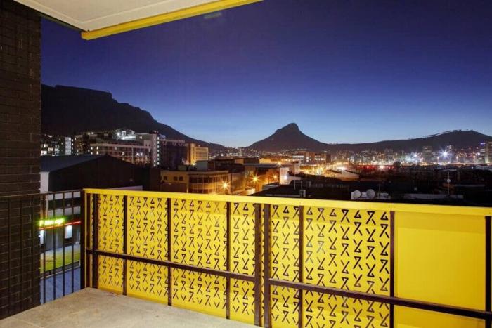 407 WEX1 by Perch Stays with daily housekeeping