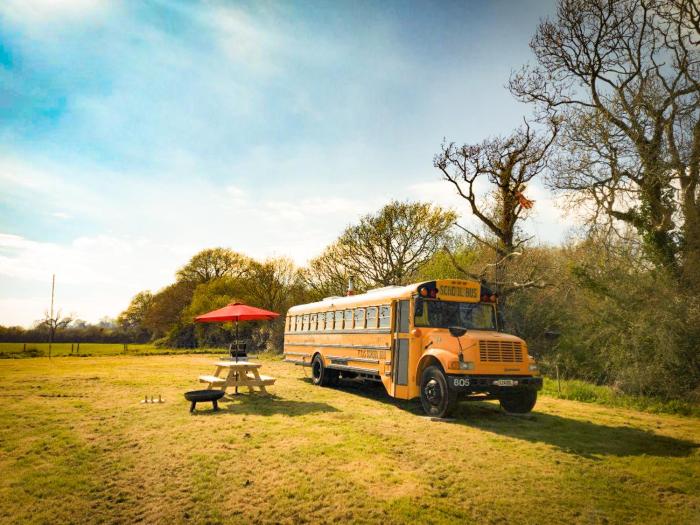American School Bus Glamping with Hot Tub in Woolacombe!
