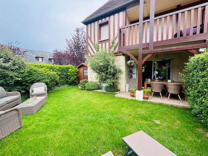 Le sublime Olivier Normand, 3P cosy et luxe avec jardin, piscine & tennis, vélos