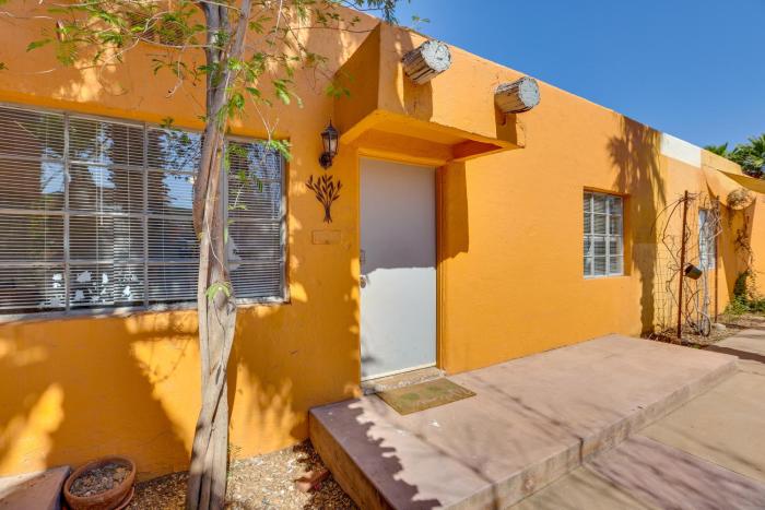 Pet-Friendly Condo Less Than 1 Mi to Phoenix College!