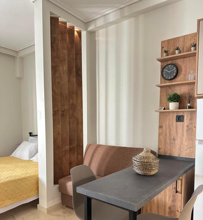 Cozy Karystos Apartment