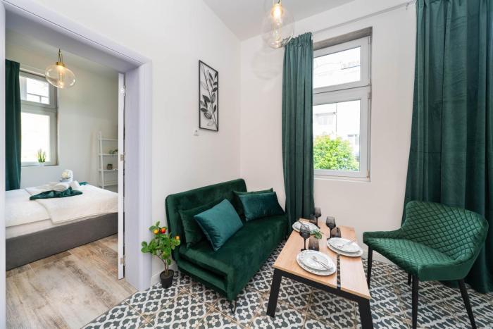 Apartment in the Heart of the Top Center