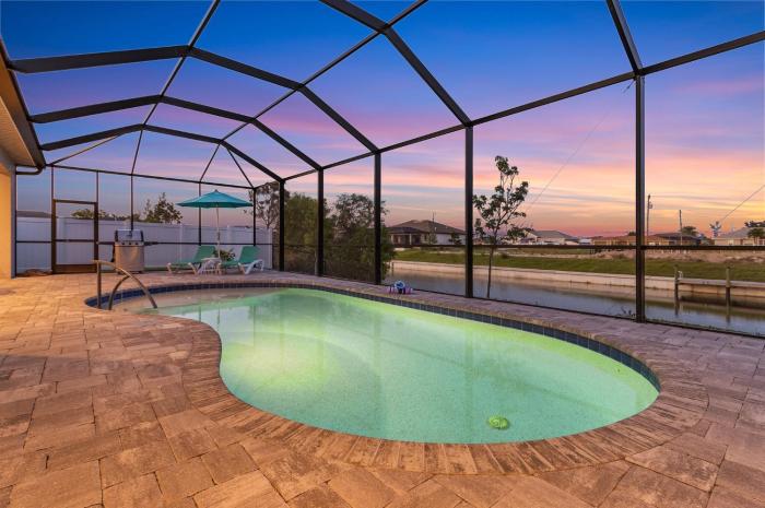 BRAND NEW! Gulf Access, Heated Saltwater Pool - Papa