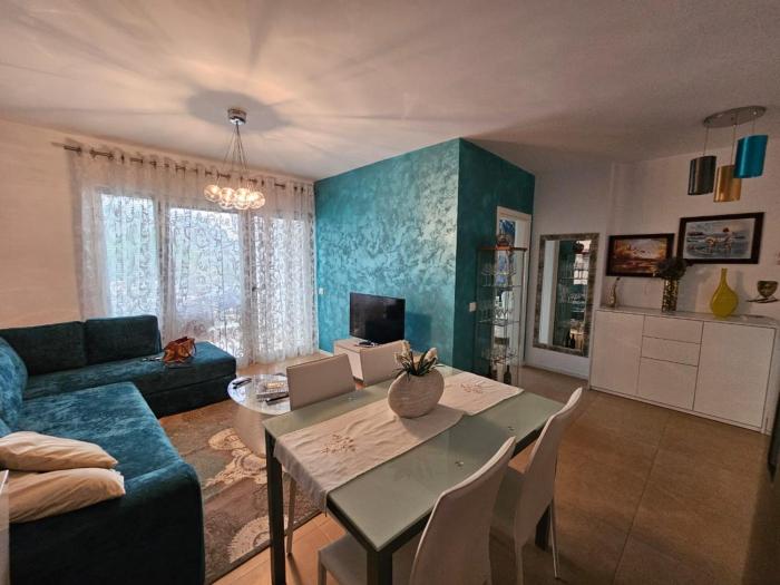 Sea&Sun&Sand Cosy Apartment in Durres