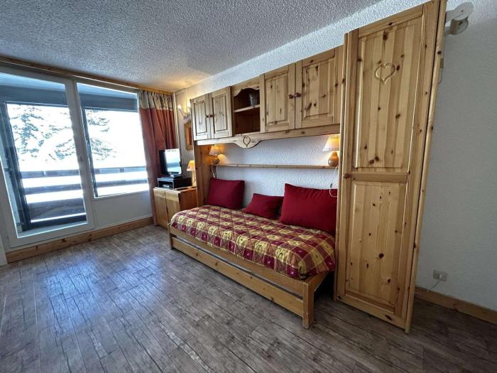 Studio confortable pour 4 avec vue pistes, Ski-inSki-out - FR-1-452-356