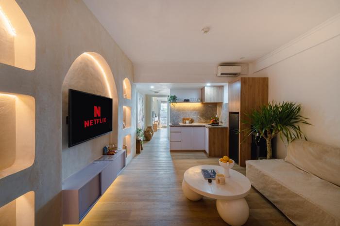 Sunset Suites, 1 bed apartment, Jayakarta hotel