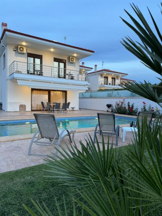 Villas Hanioti