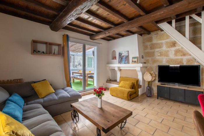 Maison familiale à 2 min à pied de lInstitut A Armand Calme Jeux babyfoot Jacuzzi Proche Mer