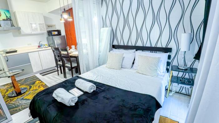 Stunning 1-Bed Apartment in Paranaque