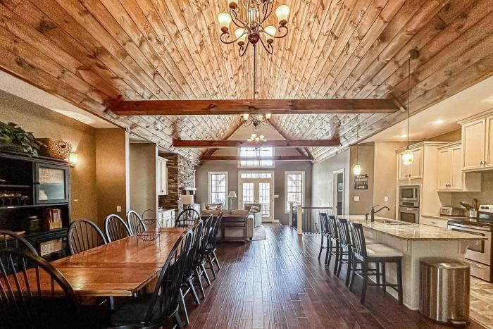 Waters Edge Holmstead