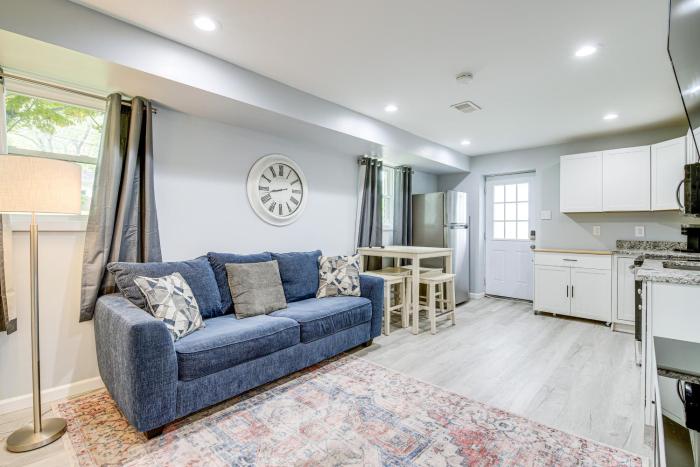 Pet-Friendly Knoxville Apartment about 11 Mi to UT!