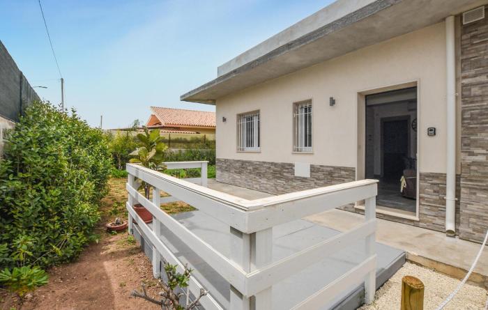 Stunning Home In Avola