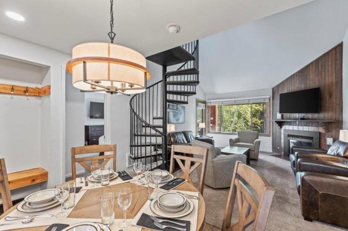 SNOW FLOWER 079 condo