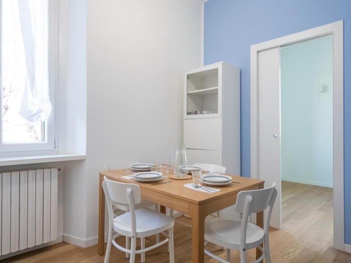 Xenia Apartments - Bright studio near Piazzale Susa