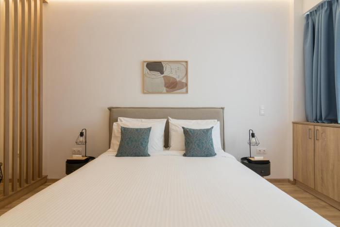 Athens Syntagma Ermou Studio