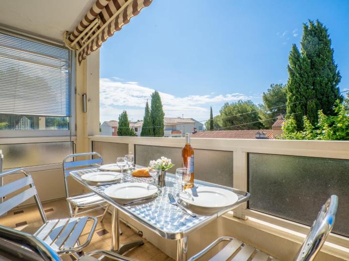 Apartment Le Paradou by Interhome