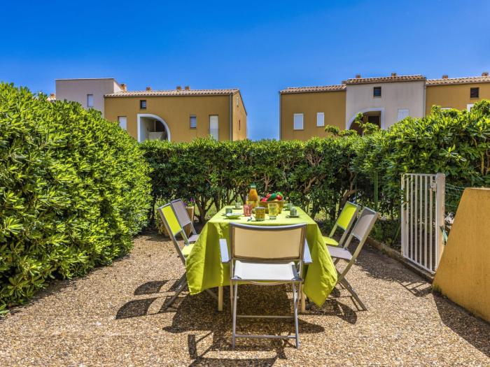 Apartment Les Maisons sur la Plage-2 by Interhome