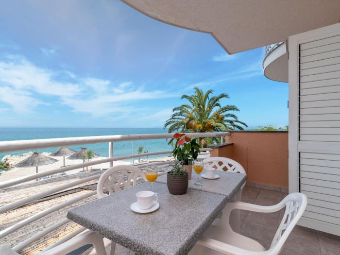 Studio Studio 13 by Interhome