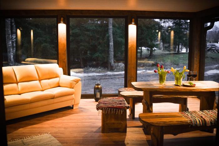 Saunamaja koos loung ruumi ja soome saunaga