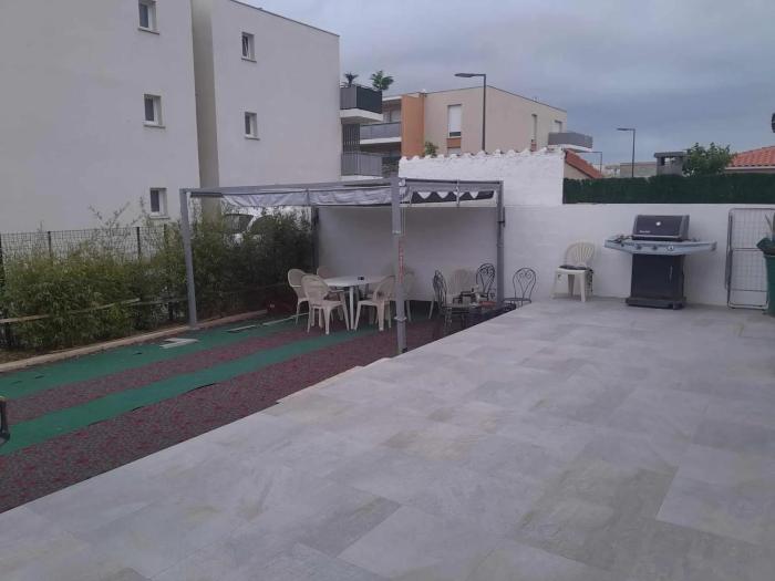 Maison charmante à Rivesaltes, jardin clôturé