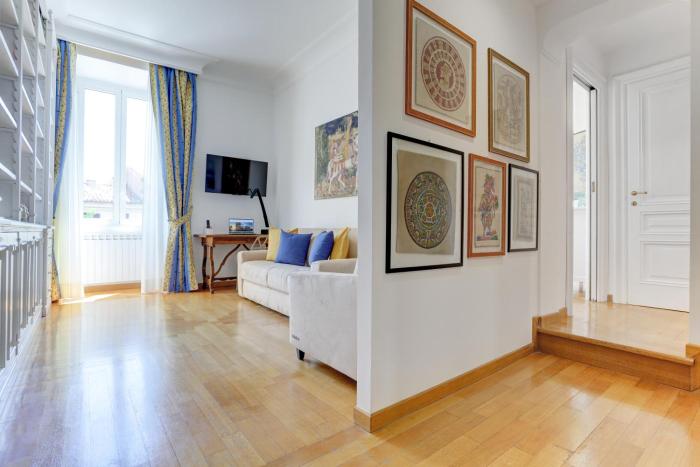 Colosseo Family Art 3BDR - Home and More