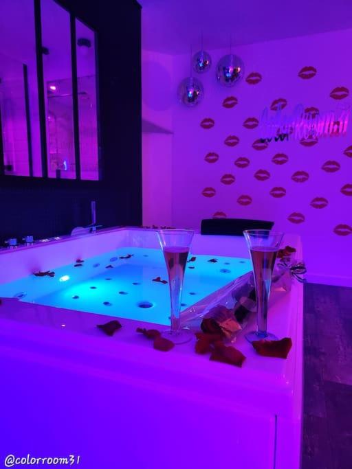 Colorroom31 - Nuit insolite - Spa - Tantra - Love room