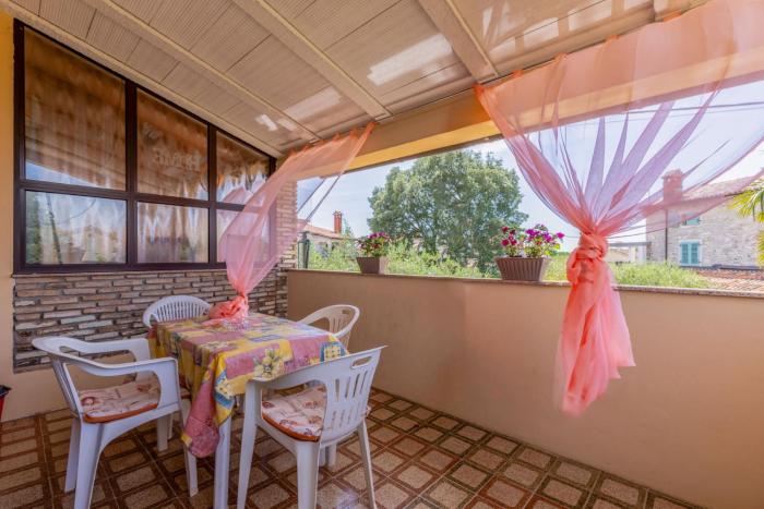 Nice apartment Mariza - quiet location!