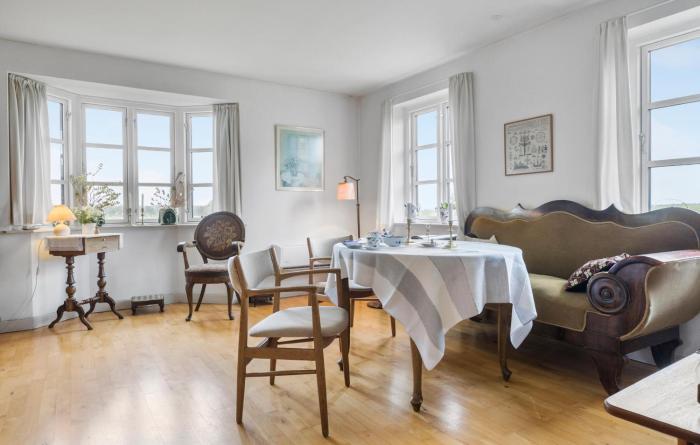 Nice Home In Sønderborg With Kitchen