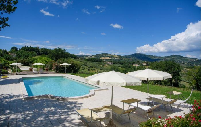 2 Bedroom Gorgeous Home In Cartoceto