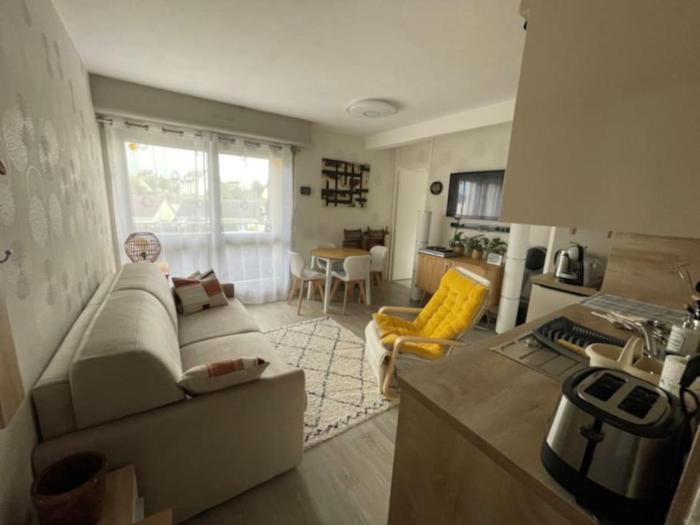 Appartement cosy refait à neuf à 300m de la mer