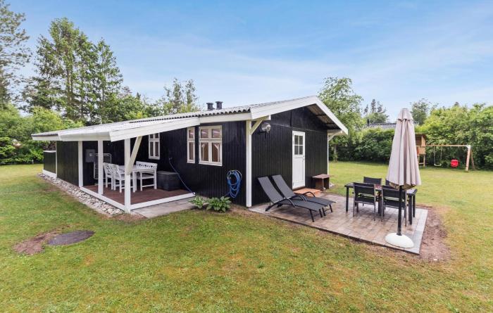 2 Bedroom Gorgeous Home In Ebeltoft