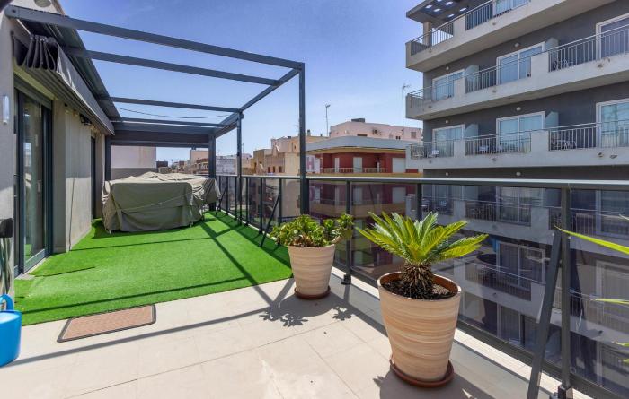 Beautiful Apartment In Torrevieja