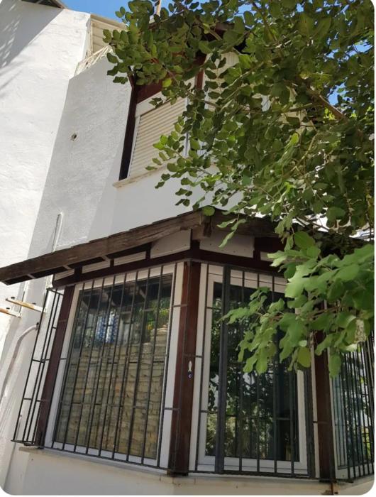 Bodrumda şirin ev