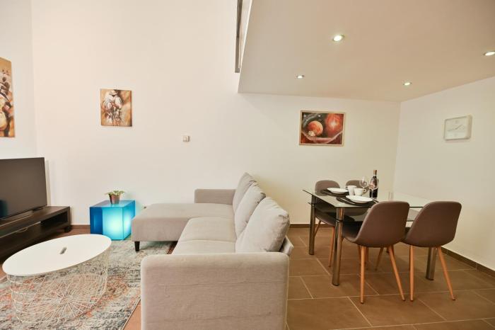 Danube Dwelling Akacfa 41