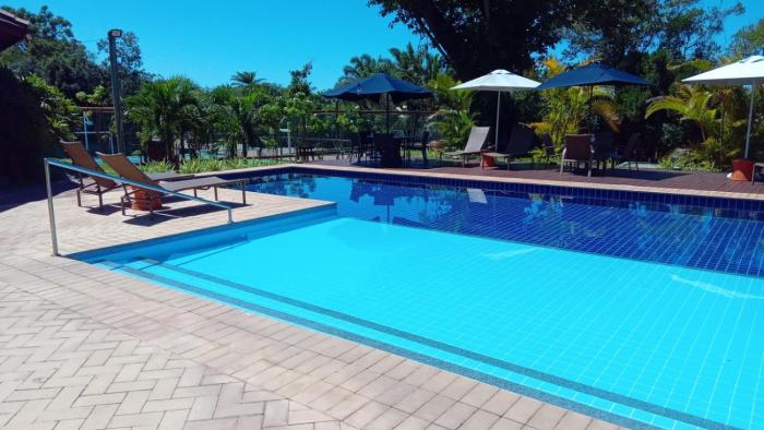 Apartamento Amplo com Varanda Aconchegante - 10 Min a Pé da Vila de Praia do Forte