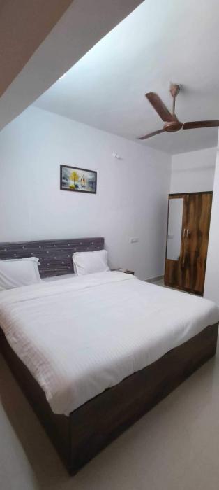 Hotel O Deluxe United Corporate Homes 2