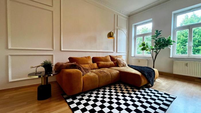 charmanter Altbau in Schleußig mit Balkon