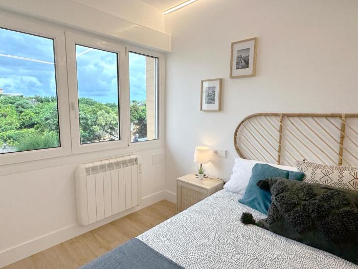 Apartamento con vistas a la playa del Pedregal