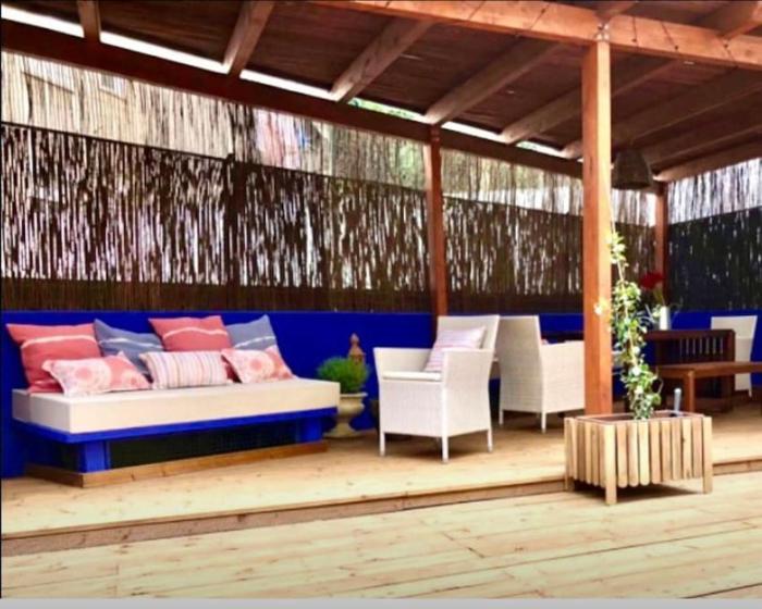 Charming terrace flat center and trendy location