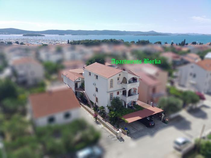 Apartments Borka