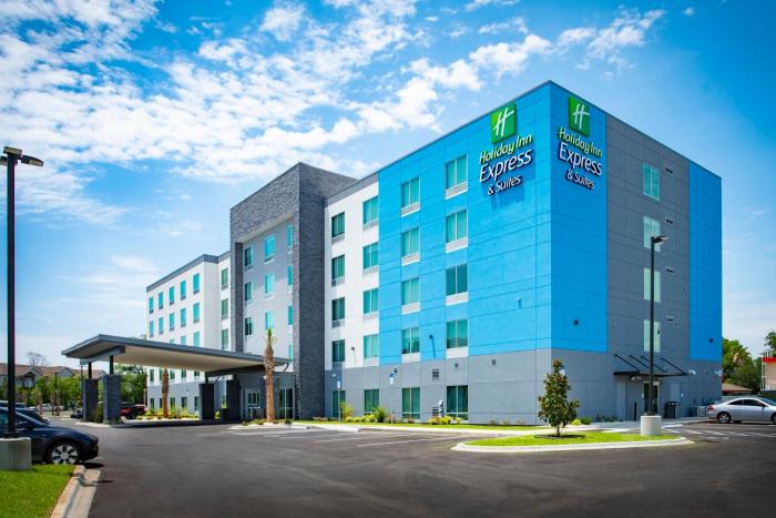 Holiday Inn Express & Suites Pensacola Airport North – I-10 by IHG