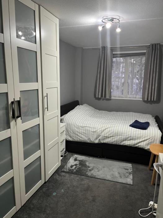 Smart and homely Central London Double Room moment from Baker Street