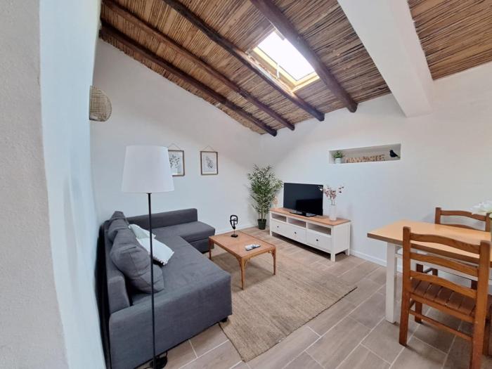 Typical house in Algarve 5m from beach