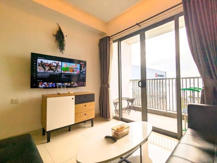 Lovina 16-09 at Harbour Bay Residence