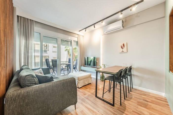 Luxury Seaview Apartment