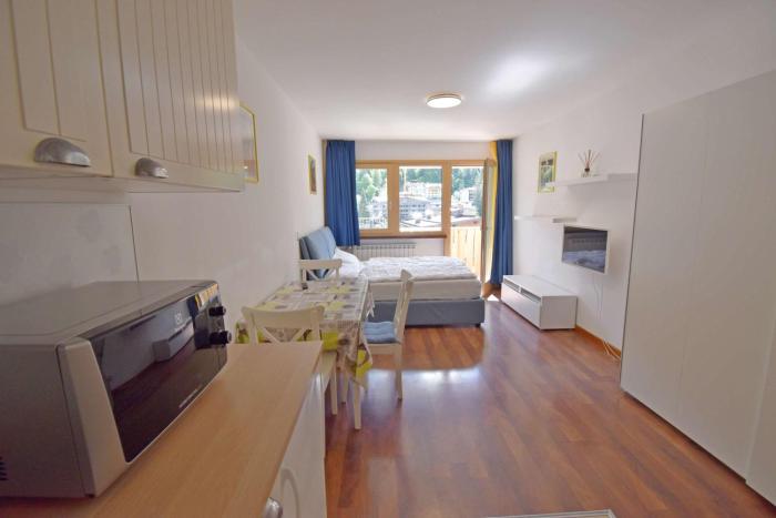 Emerald Studio Apartment