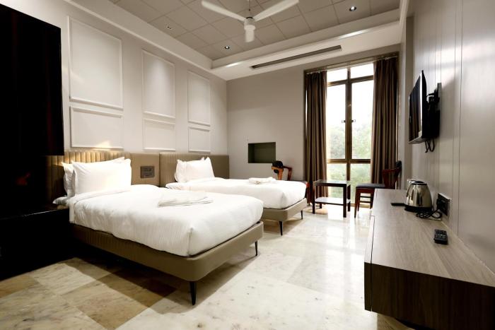 Hotel Statusinn, Ichalkaranji