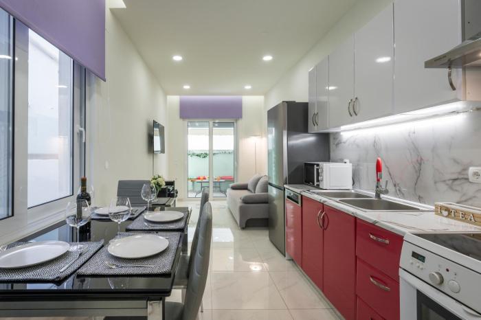 Luxury Pearl, steps to the beach