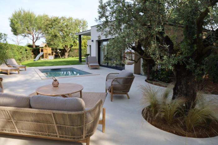 Villa moderne en Provence avec piscine