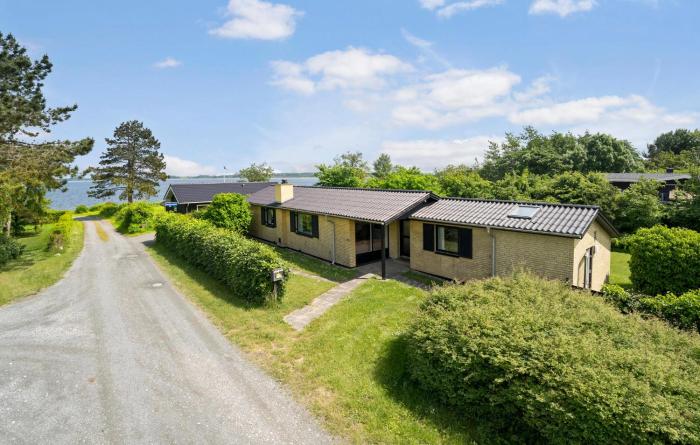 Cozy Home In Mesinge With Wifi